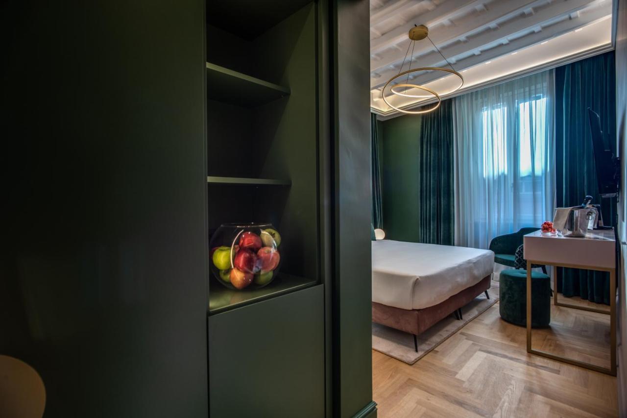 Palazzetto Trevi Hotel Rome Bagian luar foto
