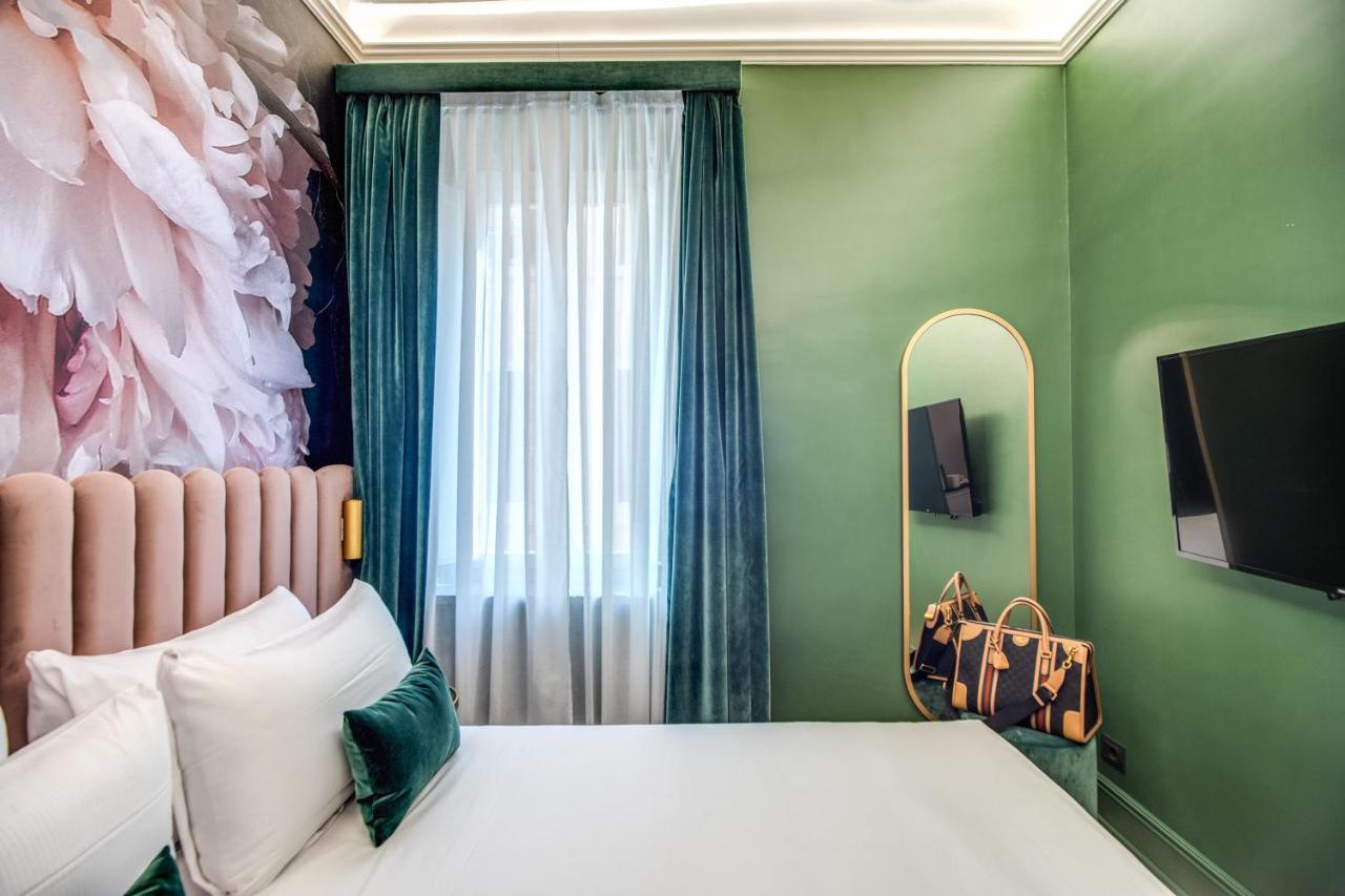 Palazzetto Trevi Hotel Rome Bagian luar foto